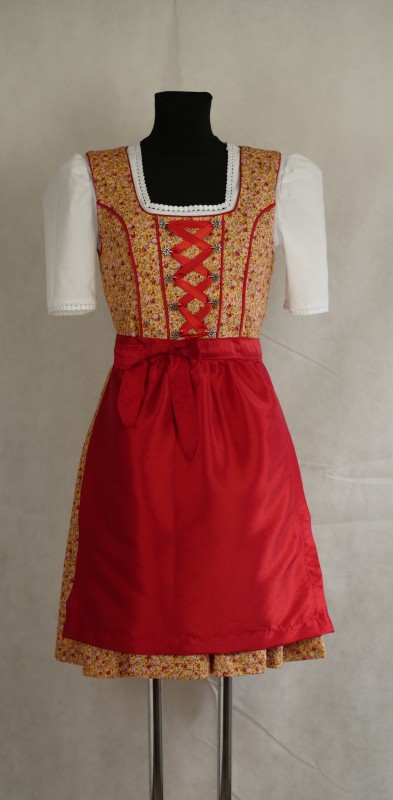 Dirndl auf Maß